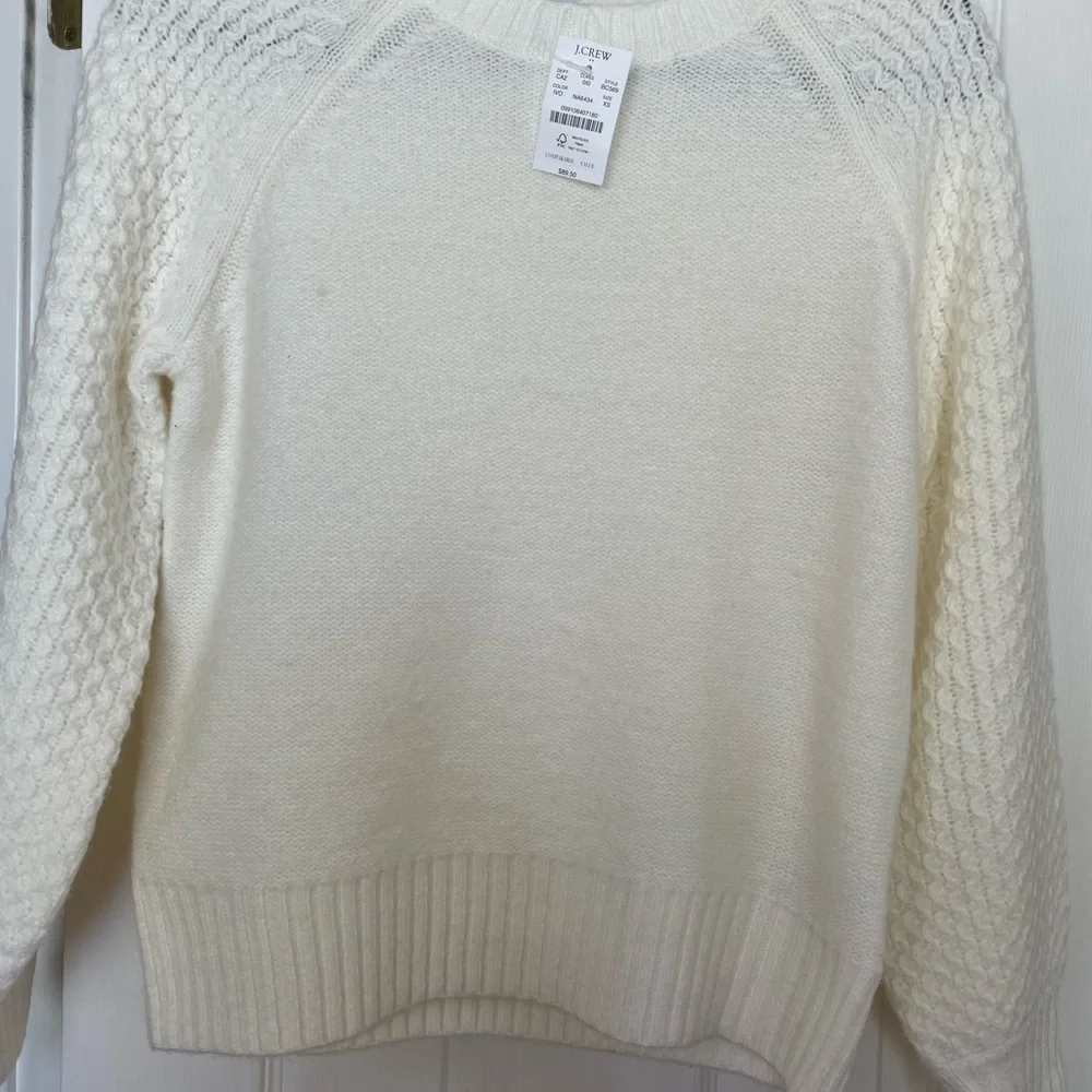 J crew sweater brand new color is cream ,off white . - Picture 7 of 10